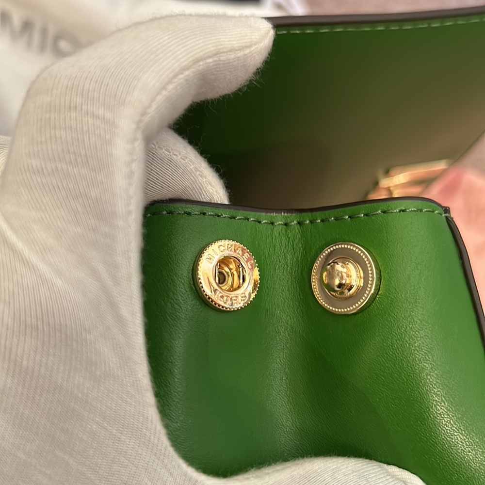 Michael Kors Handbag - Green - Picture 13 of 16
